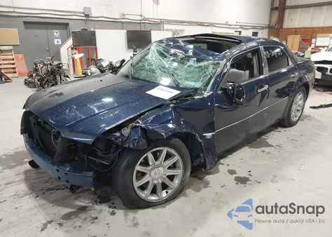 2006 Chrysler 300C z USA, uszkodzony, nr VIN 2C3LA63H46H198377